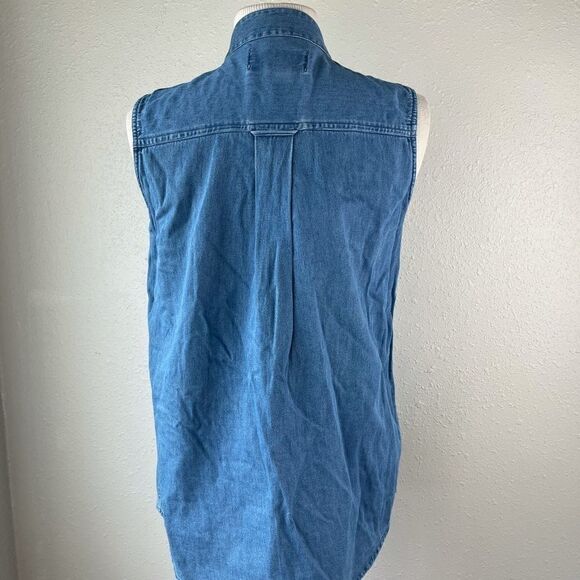 NWT New Direction Sleeveless Button Down Shirt - Picture 5 of 8